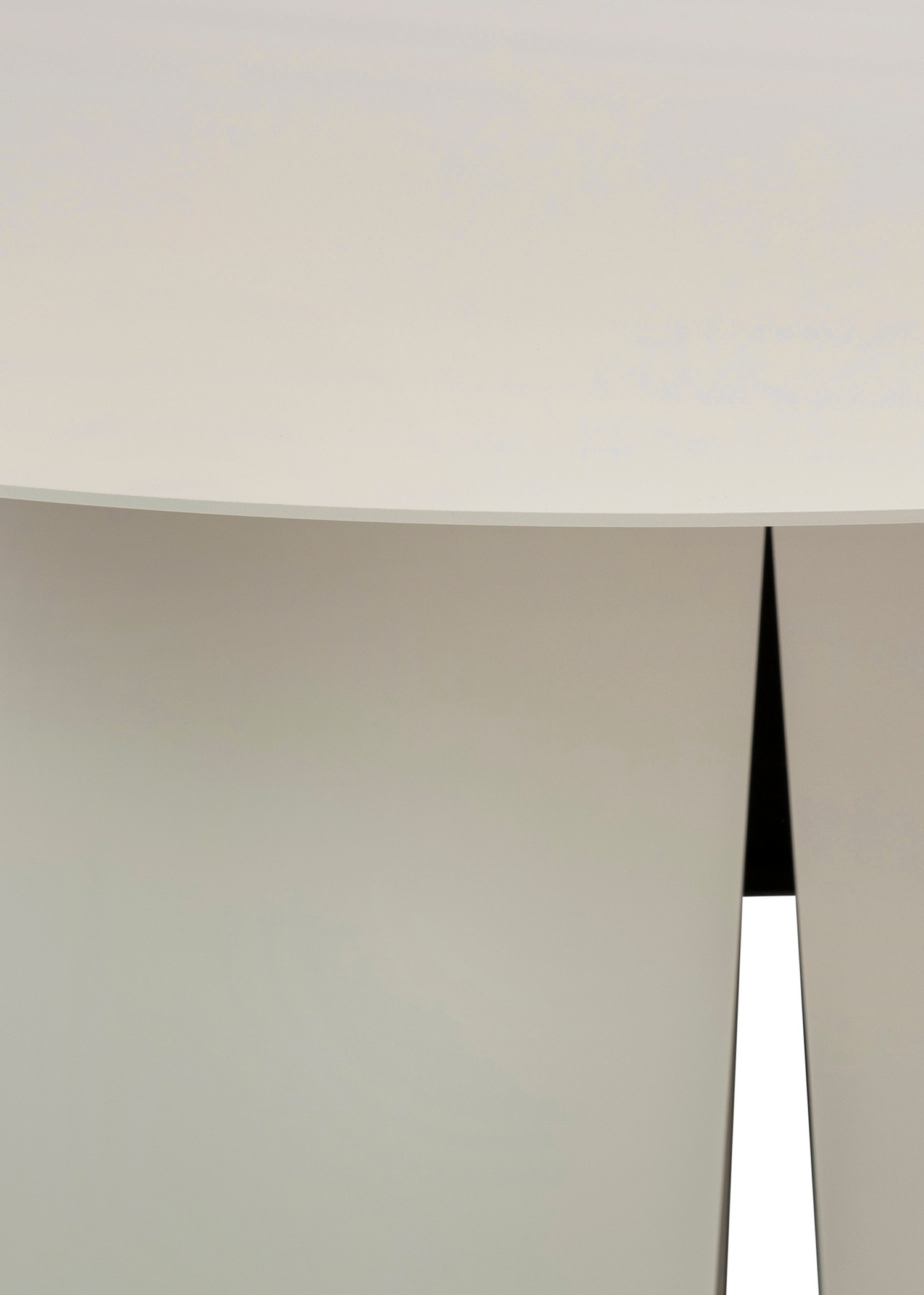 Qopps Okios koffie tafel 90 cm rond Latte light